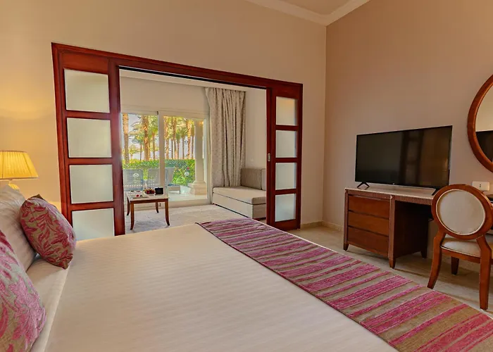 Baron Palace Sahl Hasheesh Resort