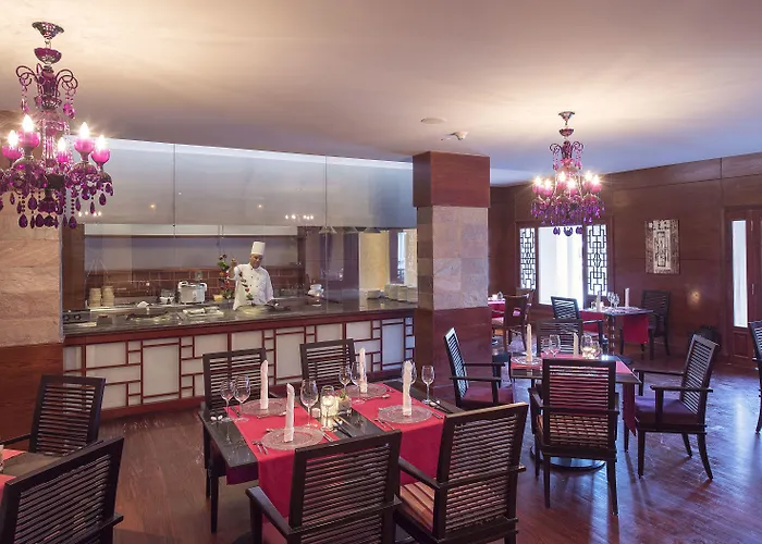 Baron Palace Sahl Hasheesh Resort